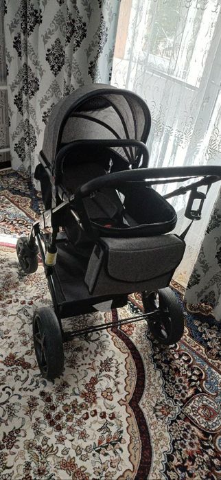 Продаётся коляска очень в хорошем состоянии