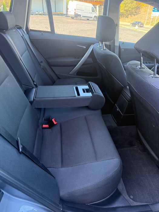 Proprietar  BMW X3 2.0d 150Cp XDRIVE 2019 euro 4 272000 km