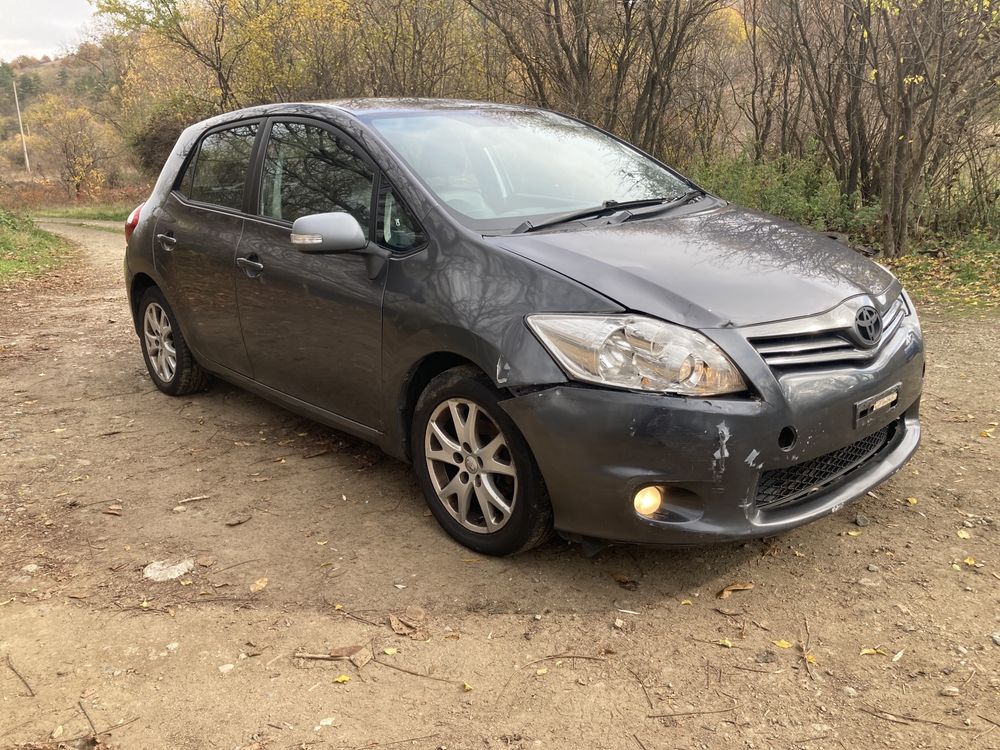 Тойота Аурис//Toyota Auris 1.6vvti 132кс// 2010-2012г //НА ЧАСТИ