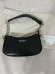 Оригинална чанта на GUESS