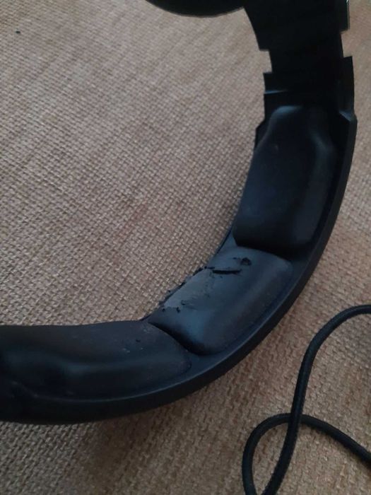 Продавам геймърски слушалки