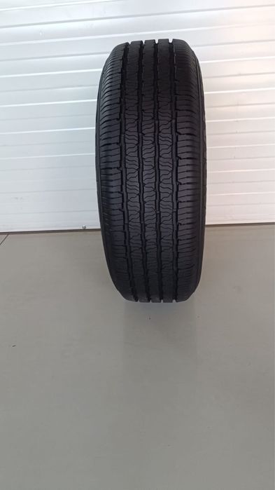 1бр гума 235/60/18/Kumho Radial 798 plus/dot3607/8 мм грайфер