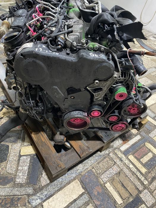 Pompa servodirectie racitor gaze egr clapeta galerie Audi a4 b8 2.0CAG