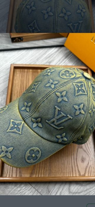Șapcă Louis Vuitton, model 2026
