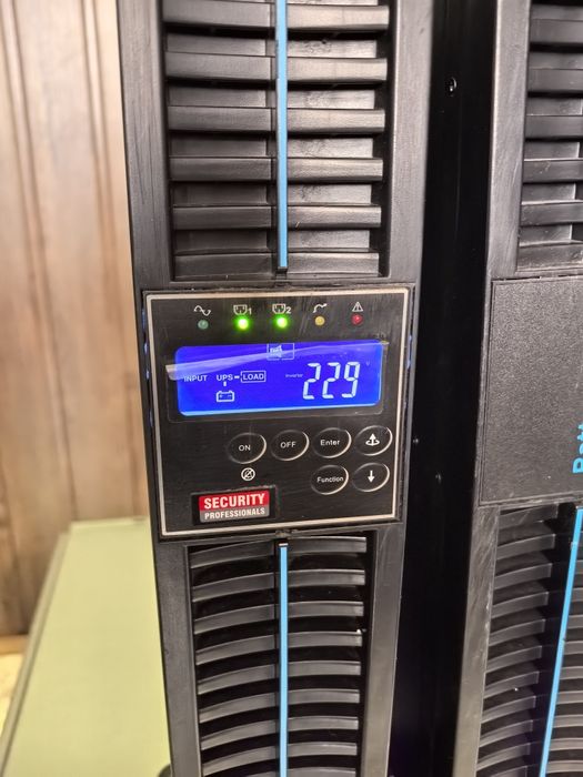 Аварийно захранване (ups) Ares SP3000RT plus