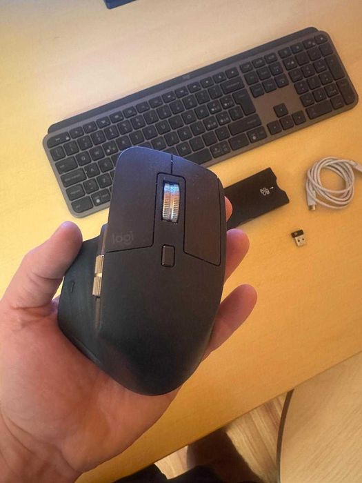Kit Logitech MX Keys S Combo MX Keys S + MX Master 3S USB-C Graphite