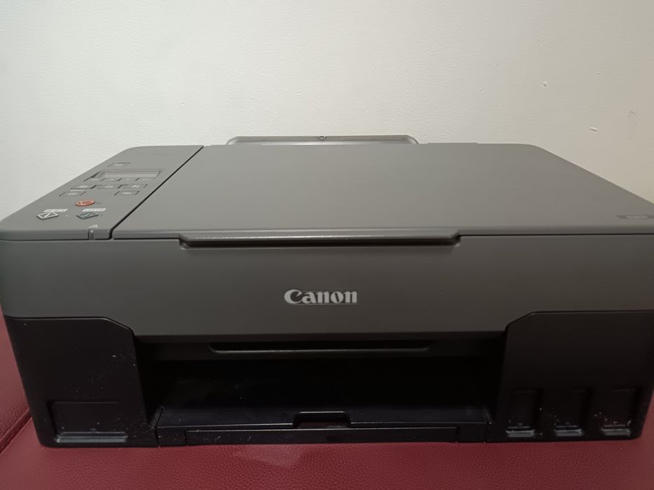 Принтер  черно-белый .