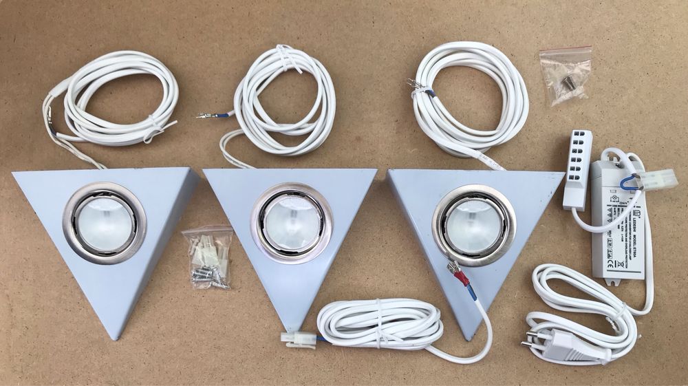 Спот Триъгълен за вграждане