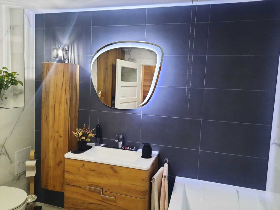 amenajari bai interioare zugraveli izolatii