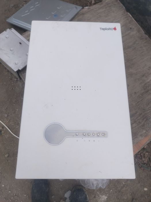 Кател настенный навиен