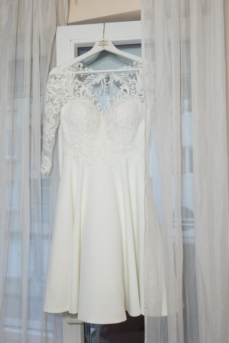 Продавам булчинска рокля