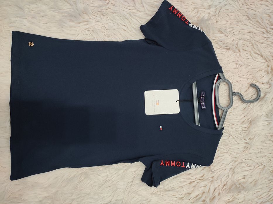 Tricouri dama deosebite