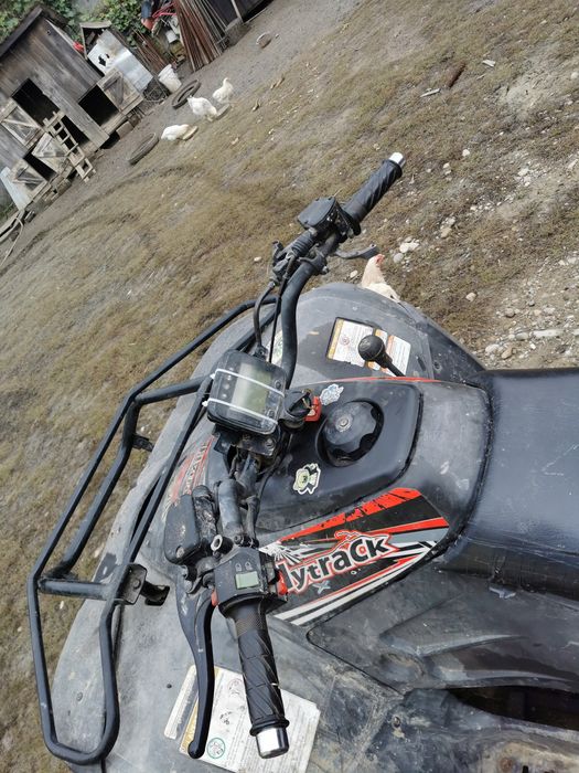 Vând atv linhai dragonfly motor de 300 cc