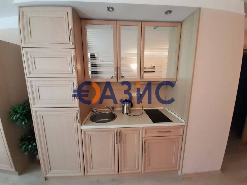 Продава се Едностаен апартамент в к.к. Слънчев бряг - 41 кв.м за 1354 €/кв.м - Снимка #6