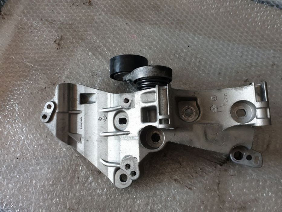 suport accesorii  nissan qashqai renault kangoo 1.5 dci k9k  8200669494