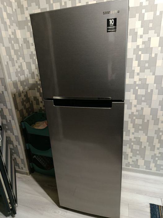 Холодильник SAMSUNG с гарантией