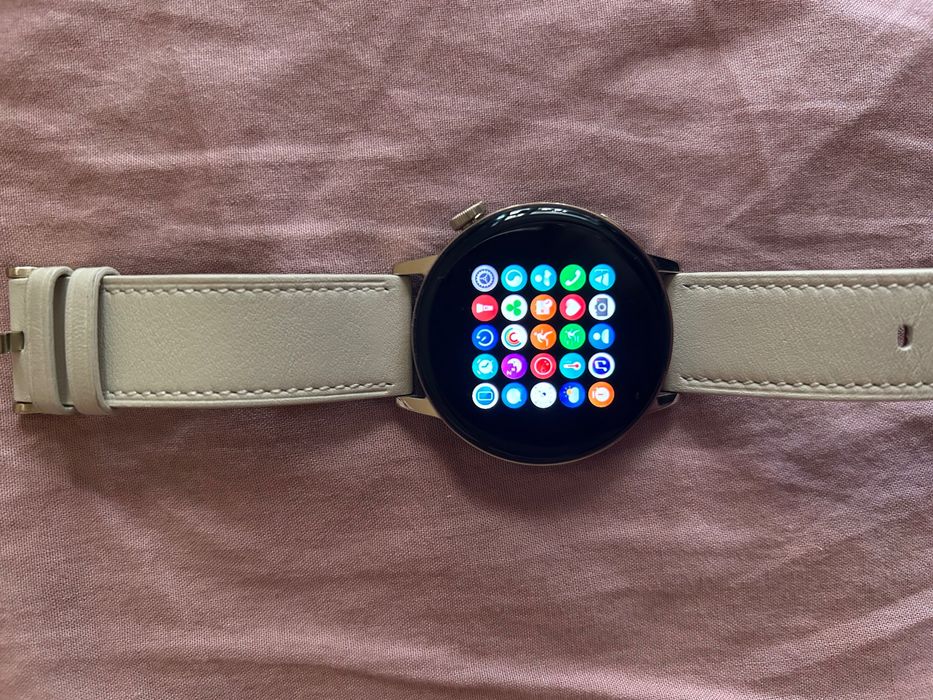 Смарт часовник HUAWEI WATCH GT 3