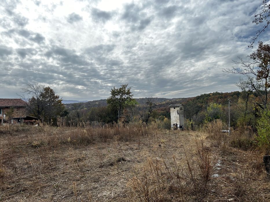 Продава се Парцел в с. Бижовци, Област Габрово - 1000 кв.м за 18 €/кв.м - Снимка #2