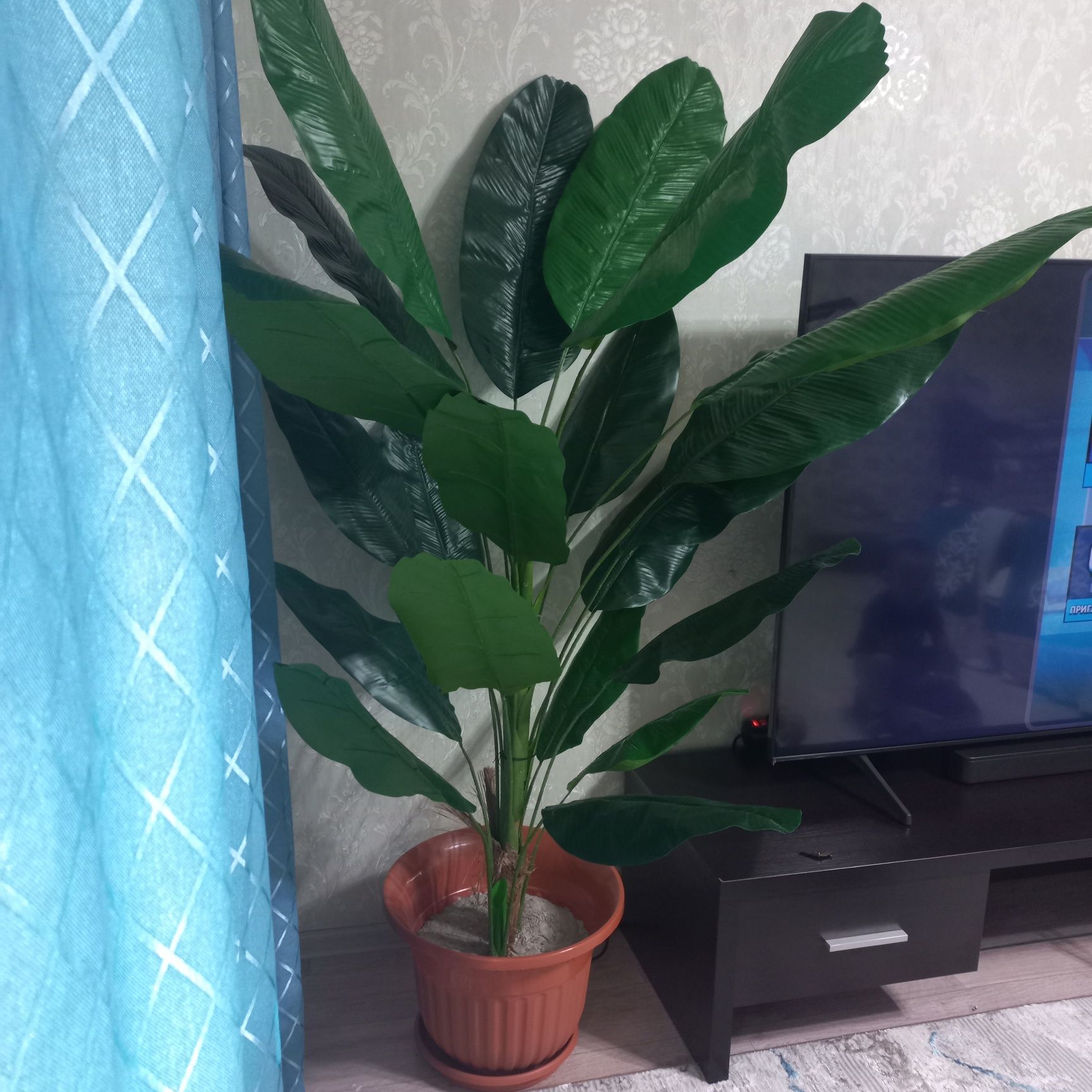 Искуственные цветы продам