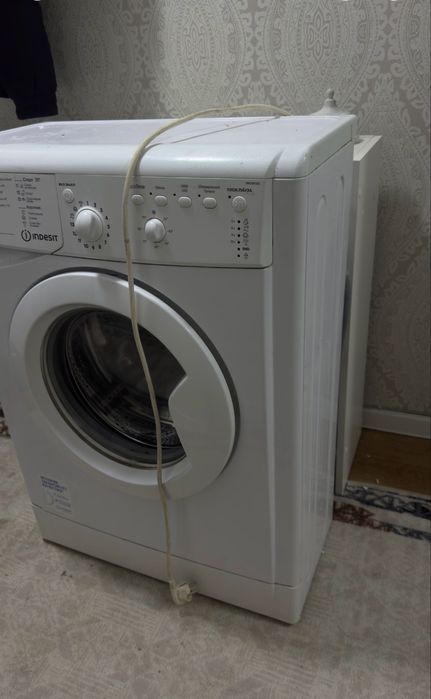 Стиральная машинка Indezit