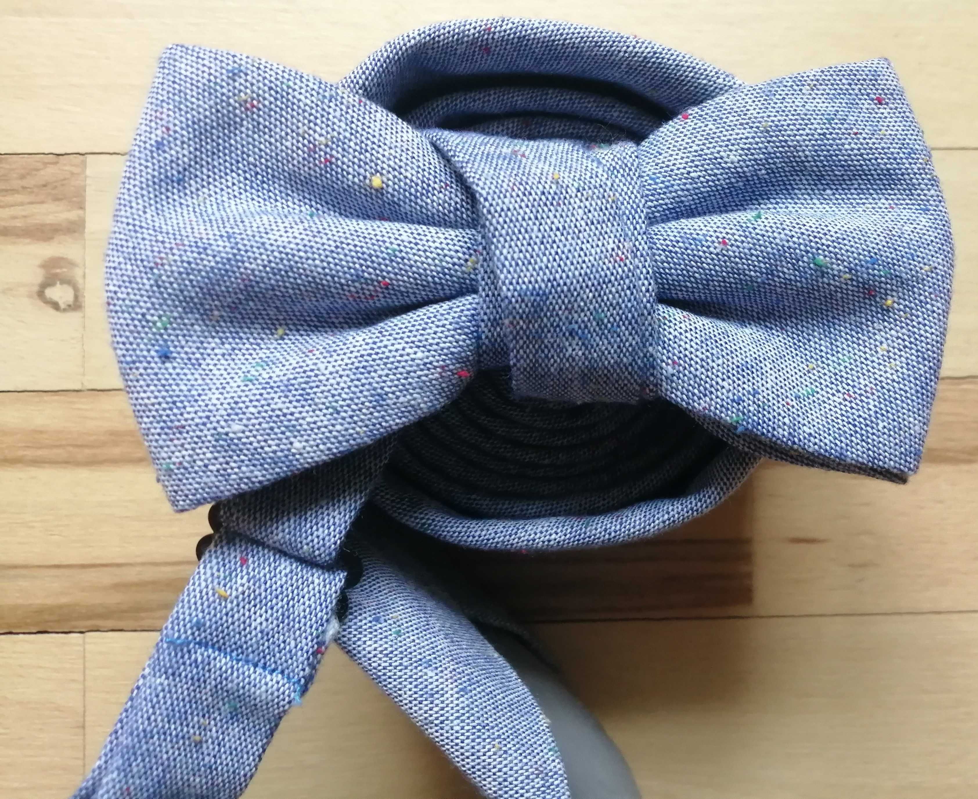 Set cravata si papion de culoare albastru deschis
