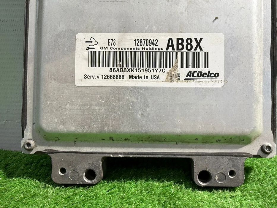 CALCULATOR MOTOR ECU OPEL CORSA E 2015 1.4 TURBO BENZINA COD OEM 12670942 12668866 2012-2019