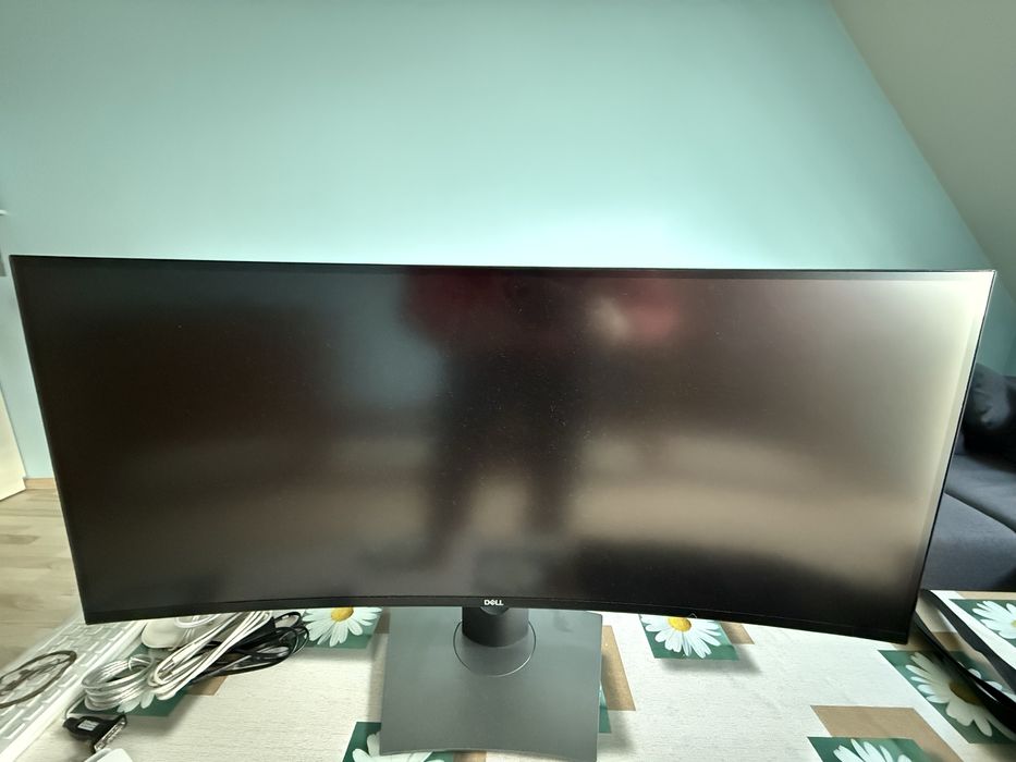 Монитор Делл U3818DW