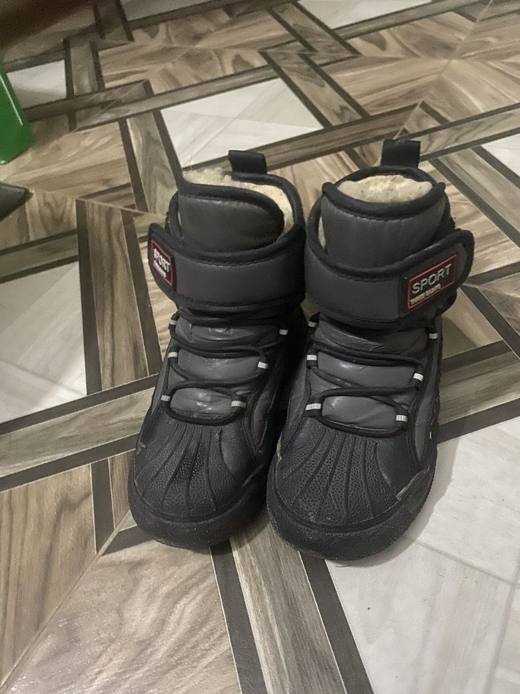 Продам зимние сапоги