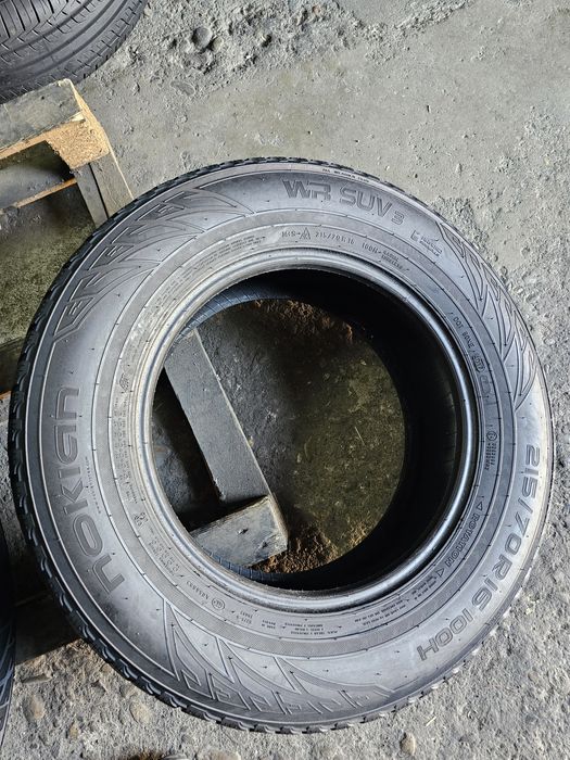 2 anvelope iarna  215 70 16 Nokian 6mm