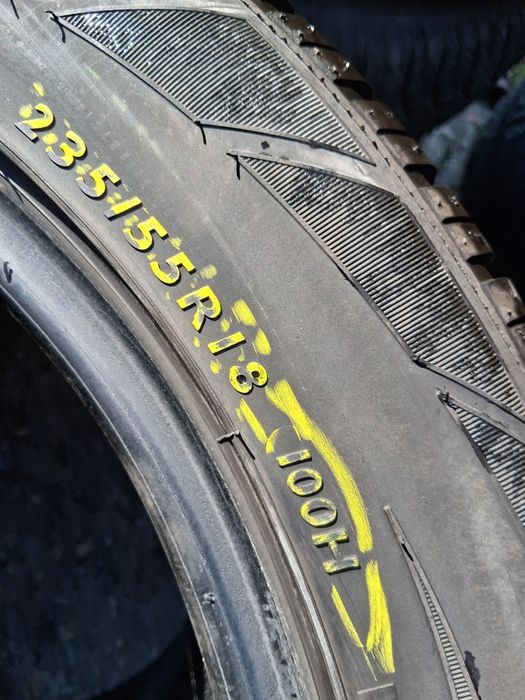 235 55 18 DUNLOP 4броя зимни