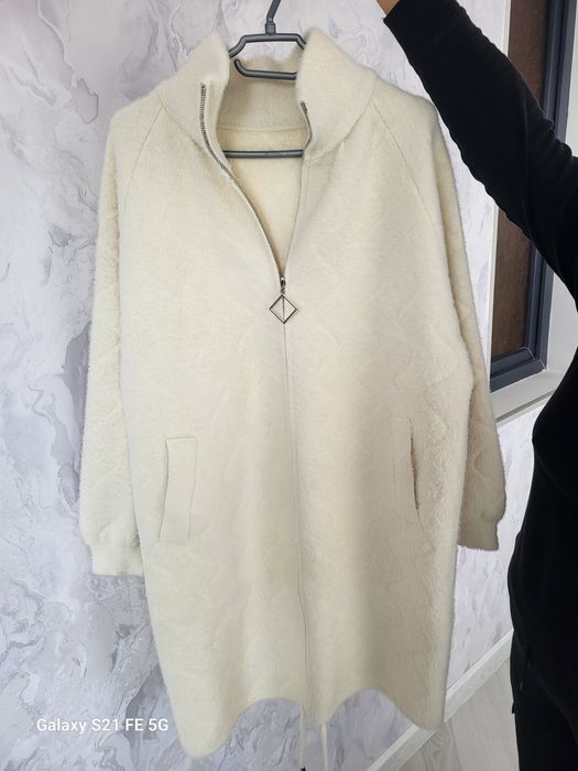 Плащ женский из ангорки