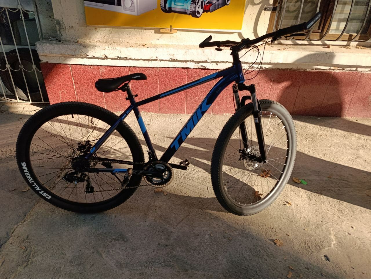 Sotiladi velosiped pocti yengi model TMIK skarasnky cotki hamma joyi i