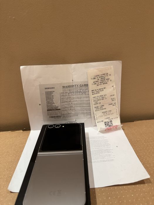 Samsung Z Flip6 | 256GB | Silver Shadow| Гаранция