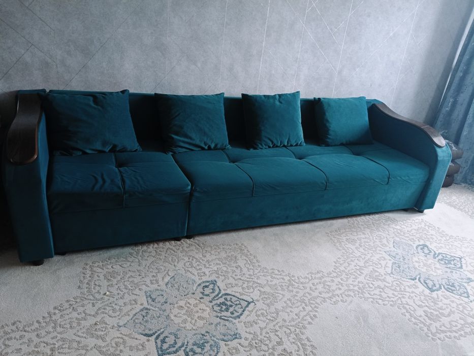 Продается диван 3 метра