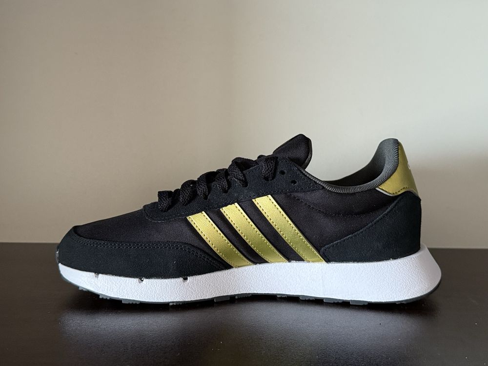 Adidas Run 60s 2.0 /40номер 24.5см Стелка Нови с Кутия