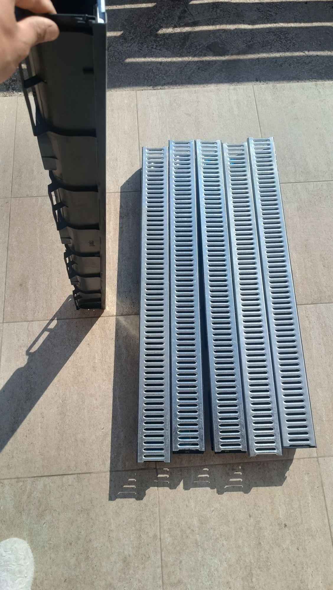 Rigole drenaj 1m, grătar metalic, NOI – 6 bucăți