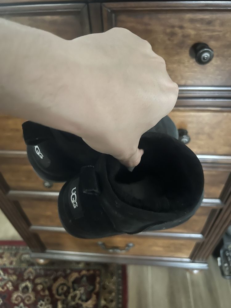 UGG uri originale marime 34
