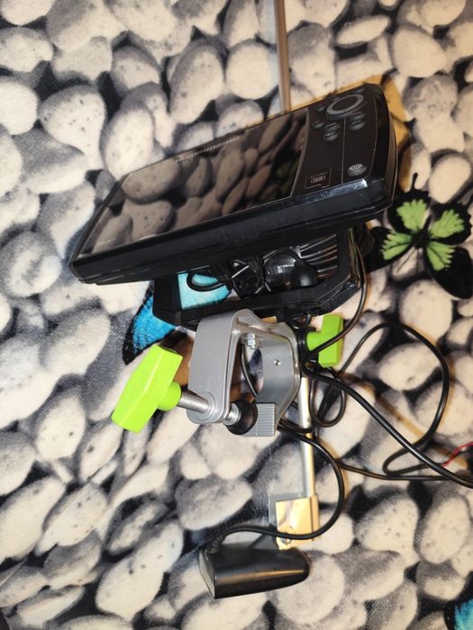 Vând sonar HUMMINBIRD Helix7