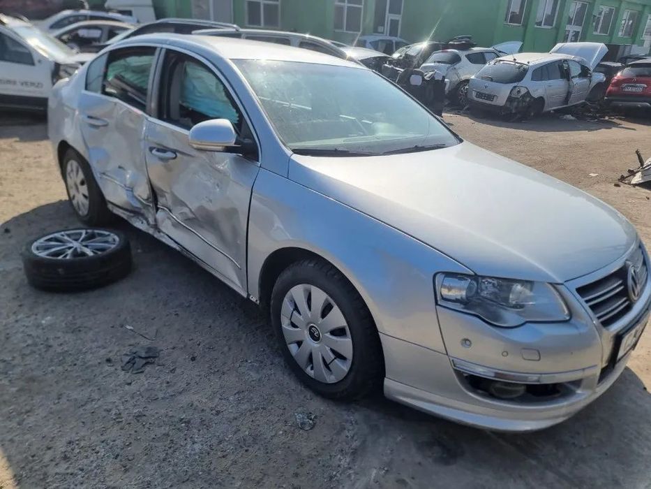Dezmembrez VW Passat B6, an 2010, motor 2.0 CBBB, cutie de viteze automata
