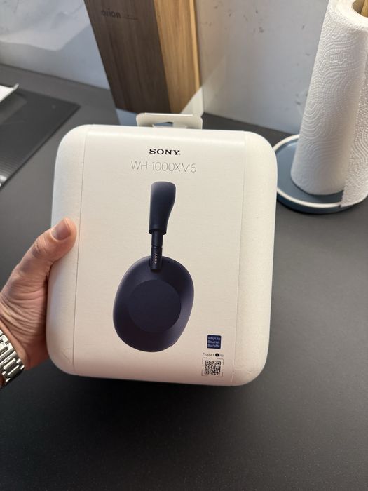 Casti Sony WH-1000XM6 garantie 2 ani alb si albastru