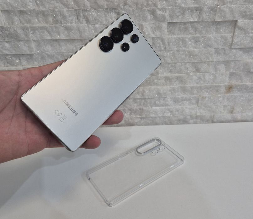 Galaxy S25 Ultra 5G 256GB. ( lipsa S Pen )