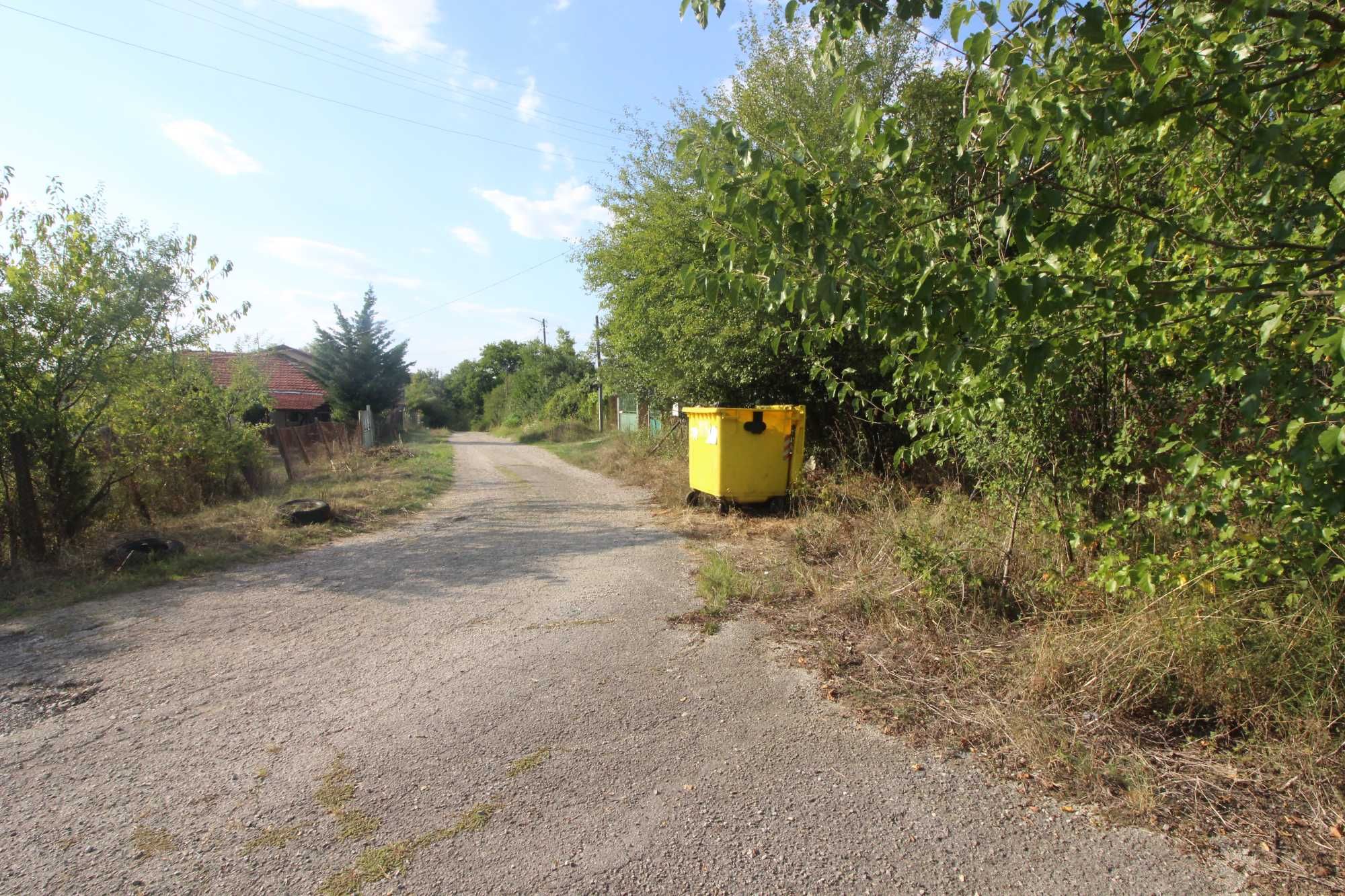 Парцел в с. Милковци