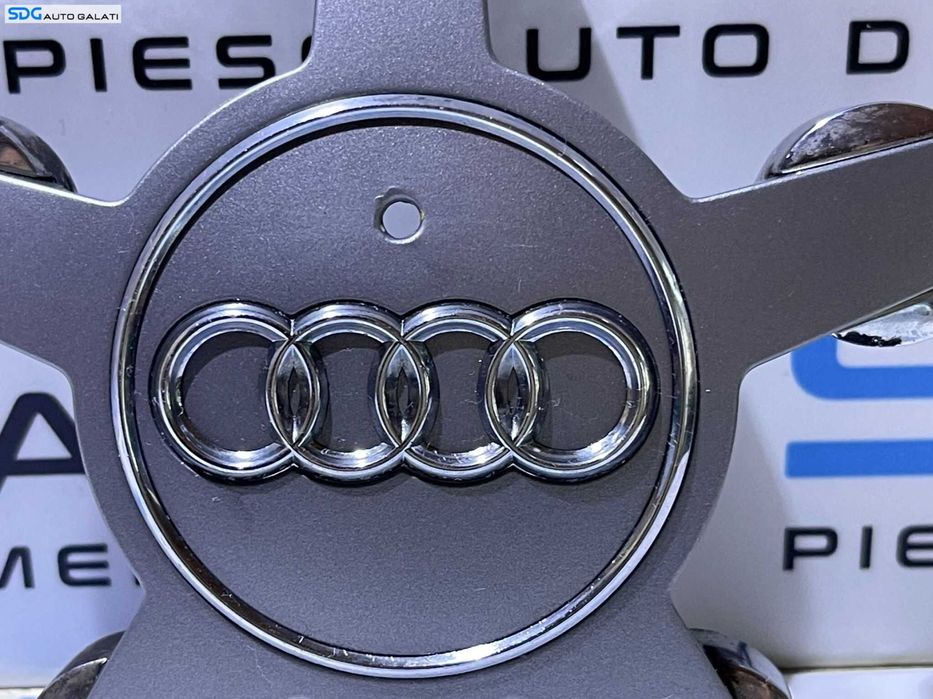 Capac Ornament Janta Roata Audi Q5 2009 - 2017 Cod 4F0601165N [L7196]