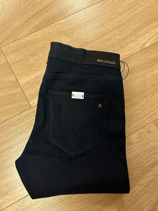 Нови дънки REPLAY slim