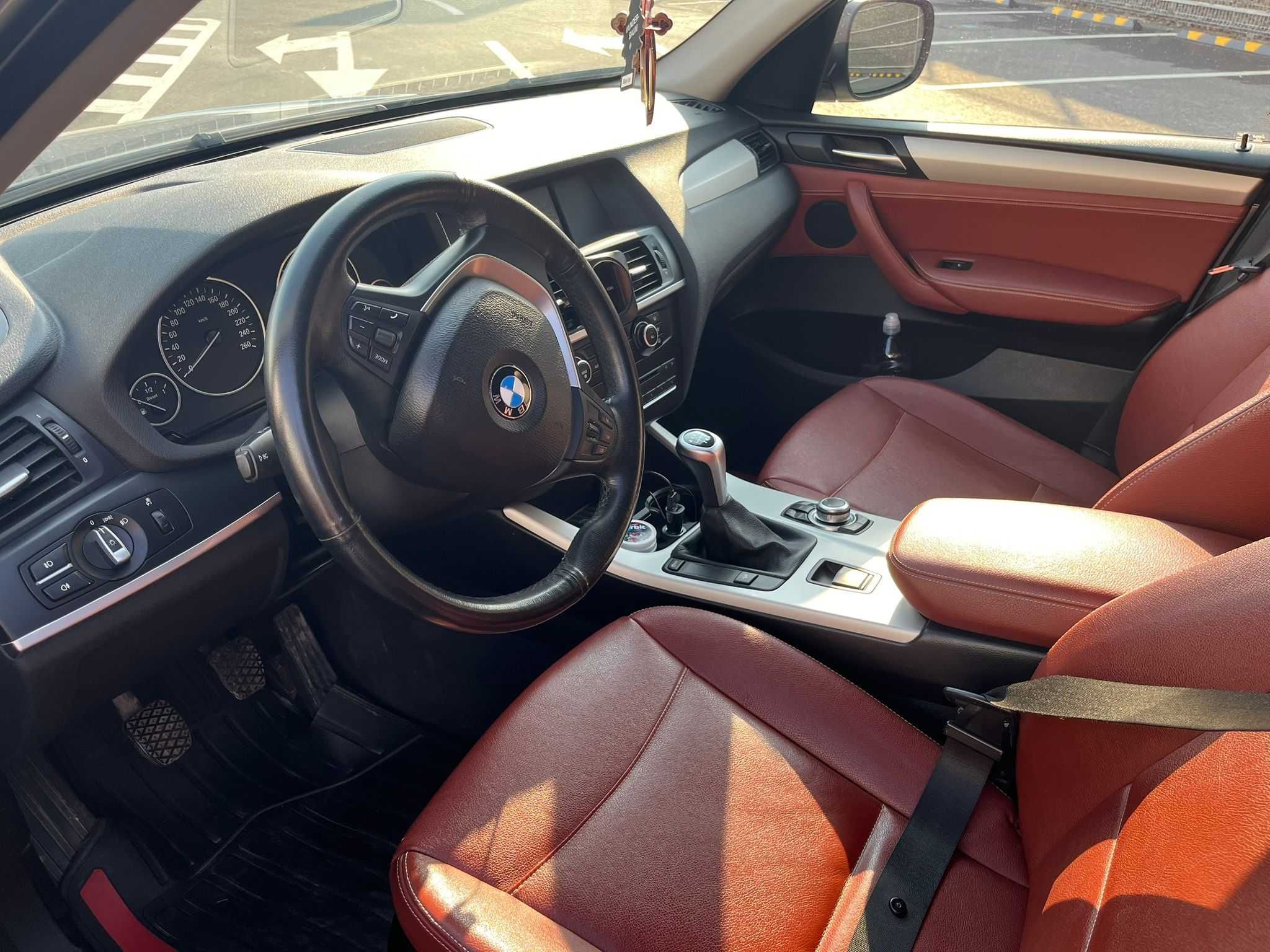 BMW X3, F25 2.0 X drive