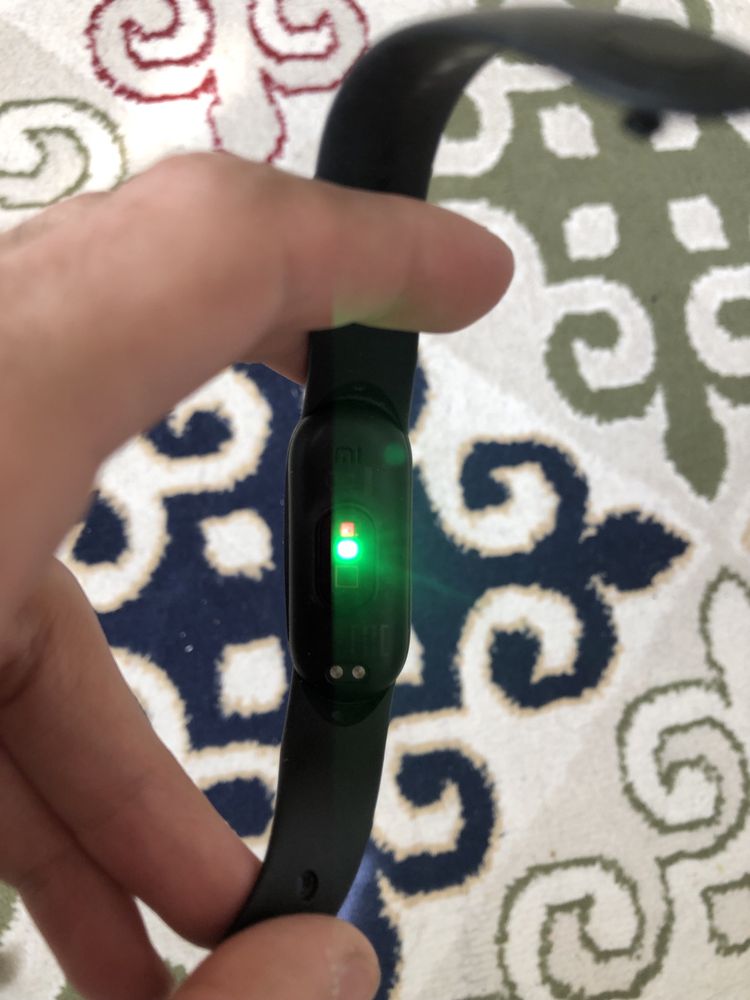 продам MIBAND 6