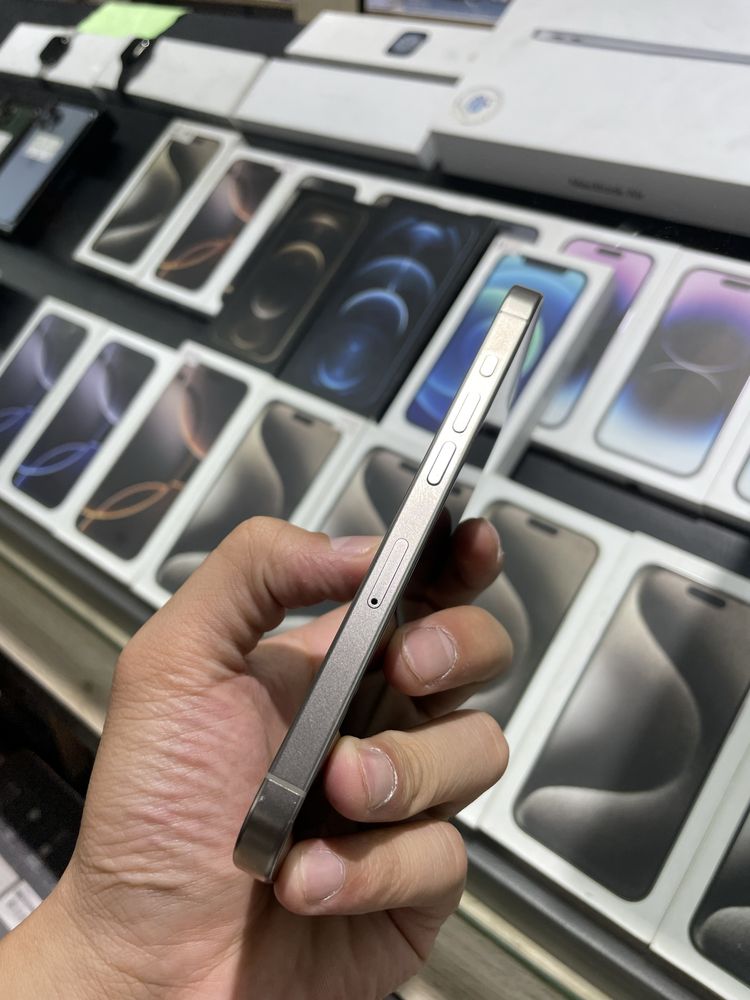 Iphone 15 pro 256 gb