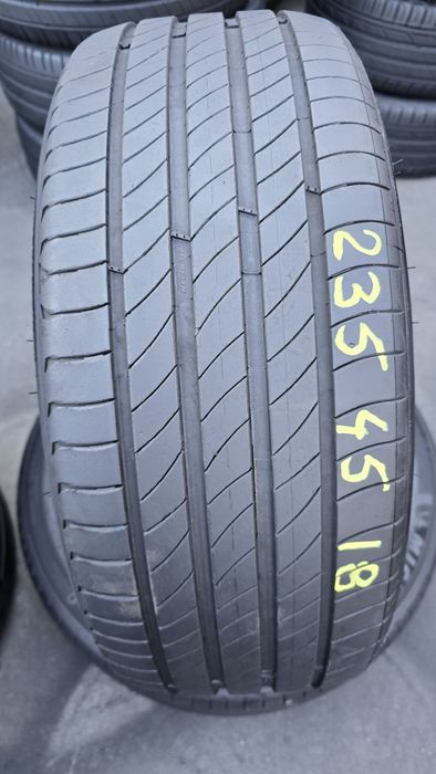 2 anvelope vară Michelin 235/45/18 dot 2023