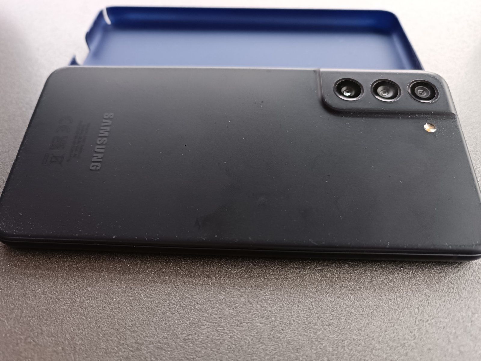 Samsung Galaxy S-21 FE  128-GB 6-GB-Ram