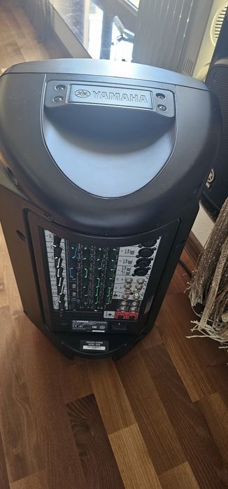 Ямаха ,акустическая система + микрофоны.